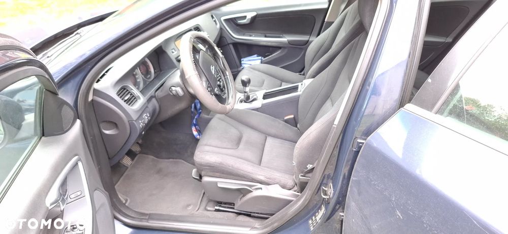 Volvo S60 D3 - 10