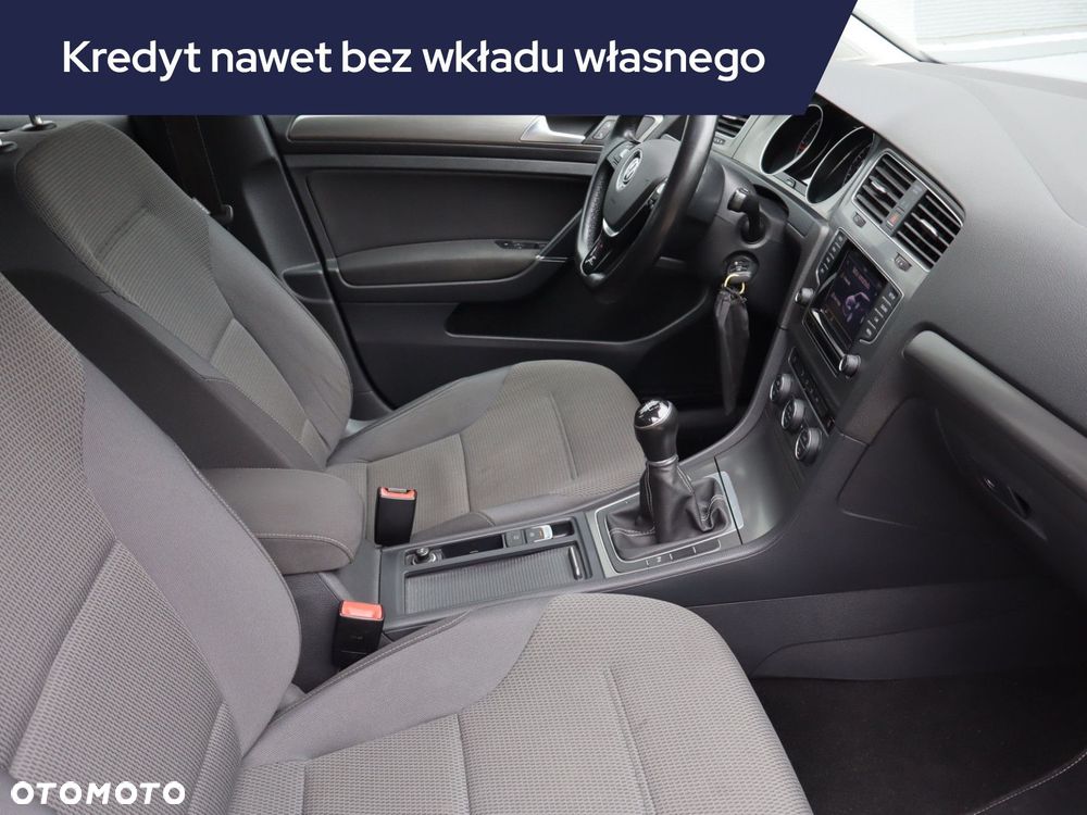 Volkswagen Golf - 11