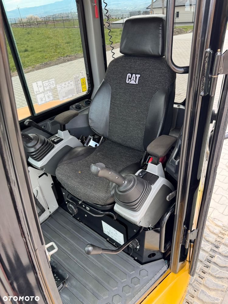 Caterpillar 304 E2 - 32