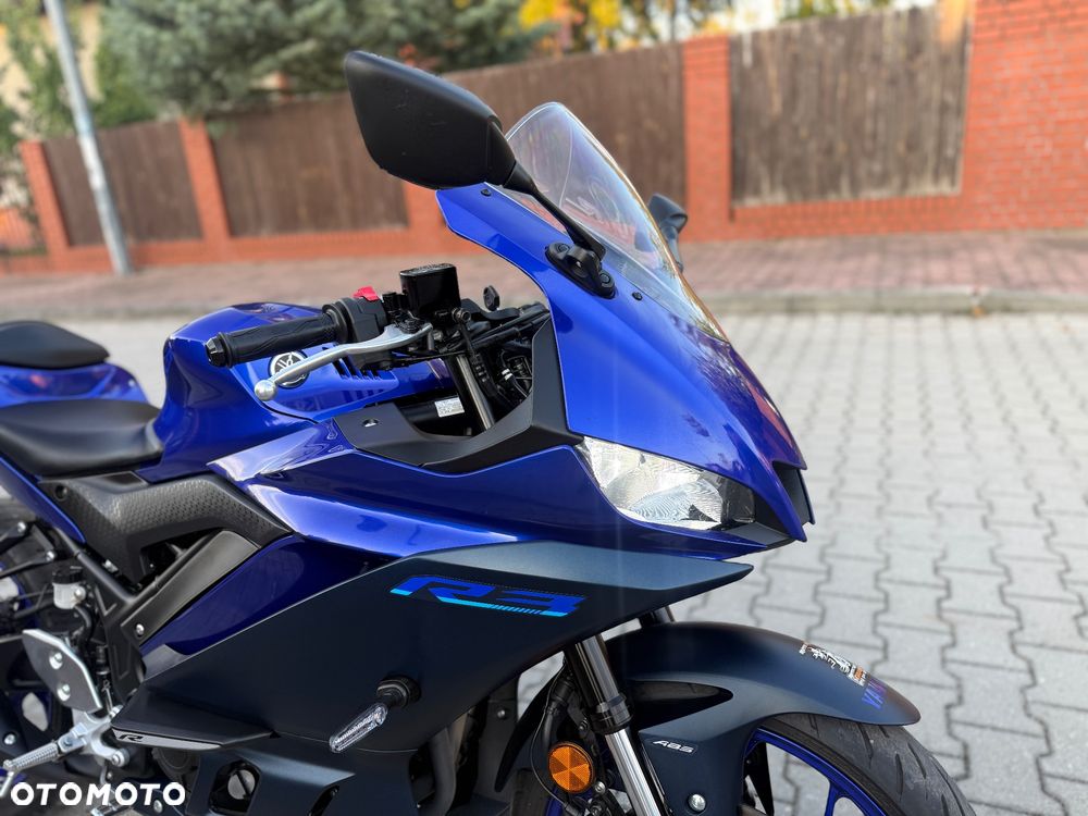 Yamaha R3 - 4