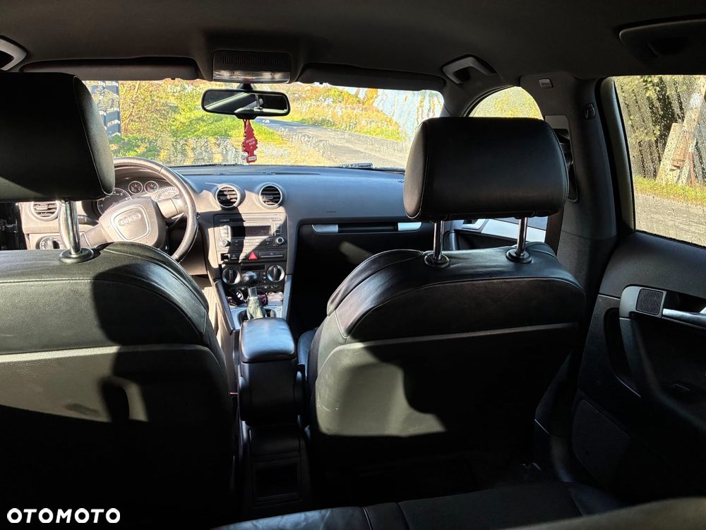 Audi A3 Sportback - 12