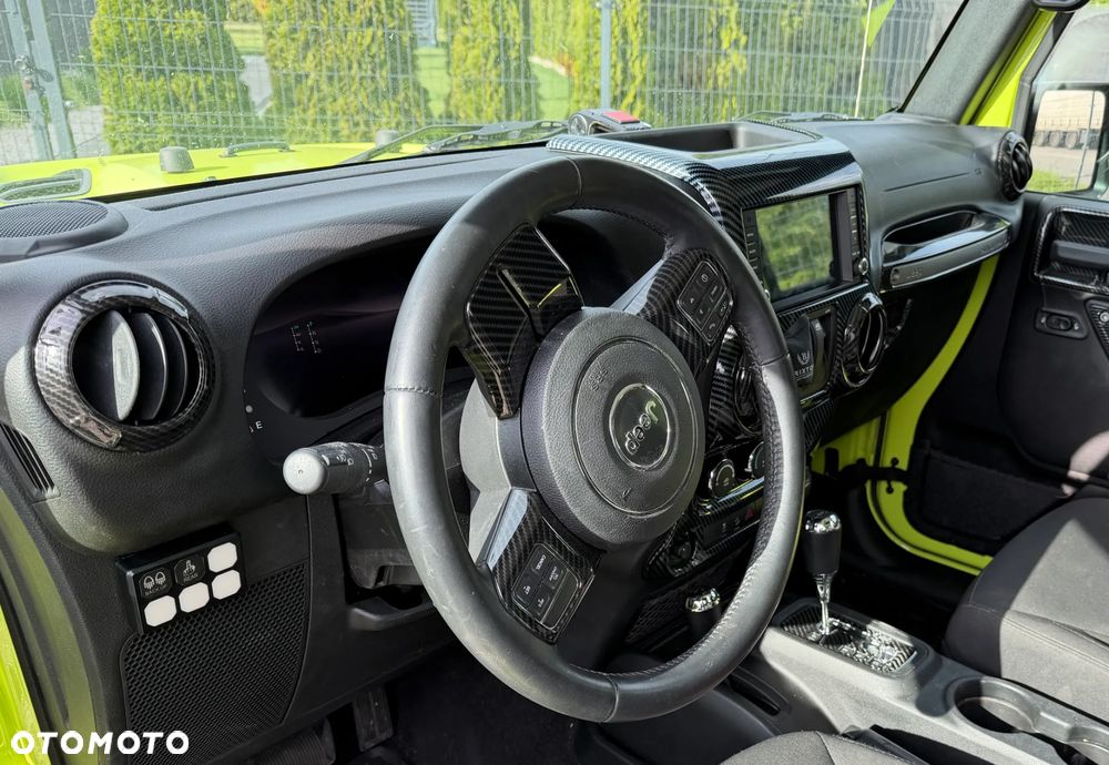 Jeep Wrangler - 13