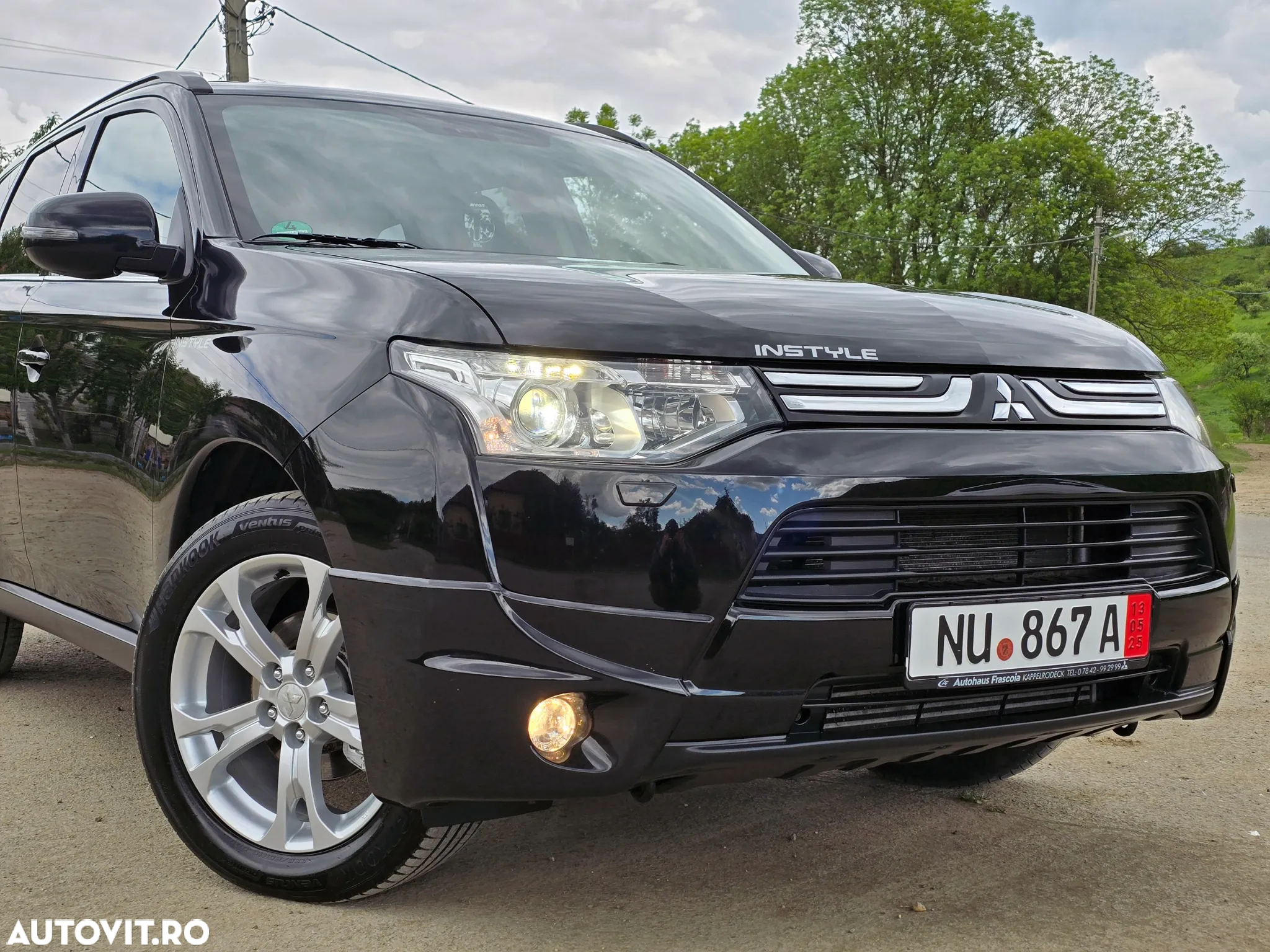 Mitsubishi Outlander 2.2 DI-D 4WD Instyle - 9
