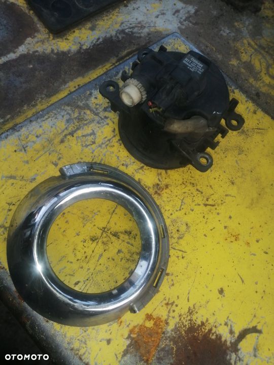 307 CC Zaślepka nakładka Halogen Lift lewa CHROM - 1