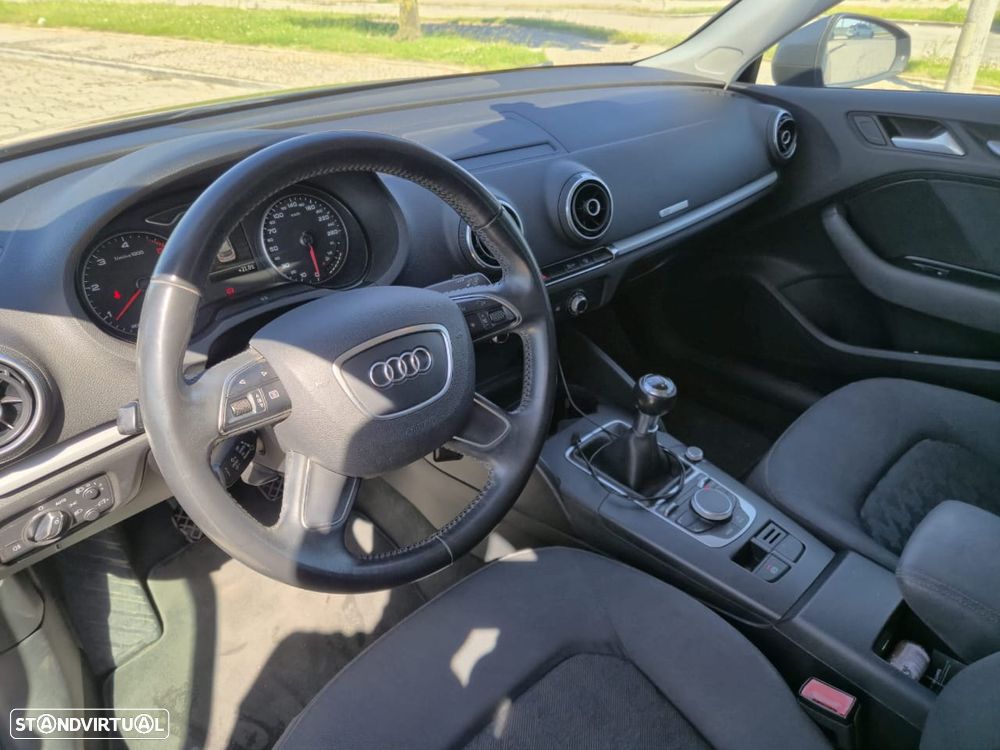 Audi A3 Sportback 1.6 TDI - 8