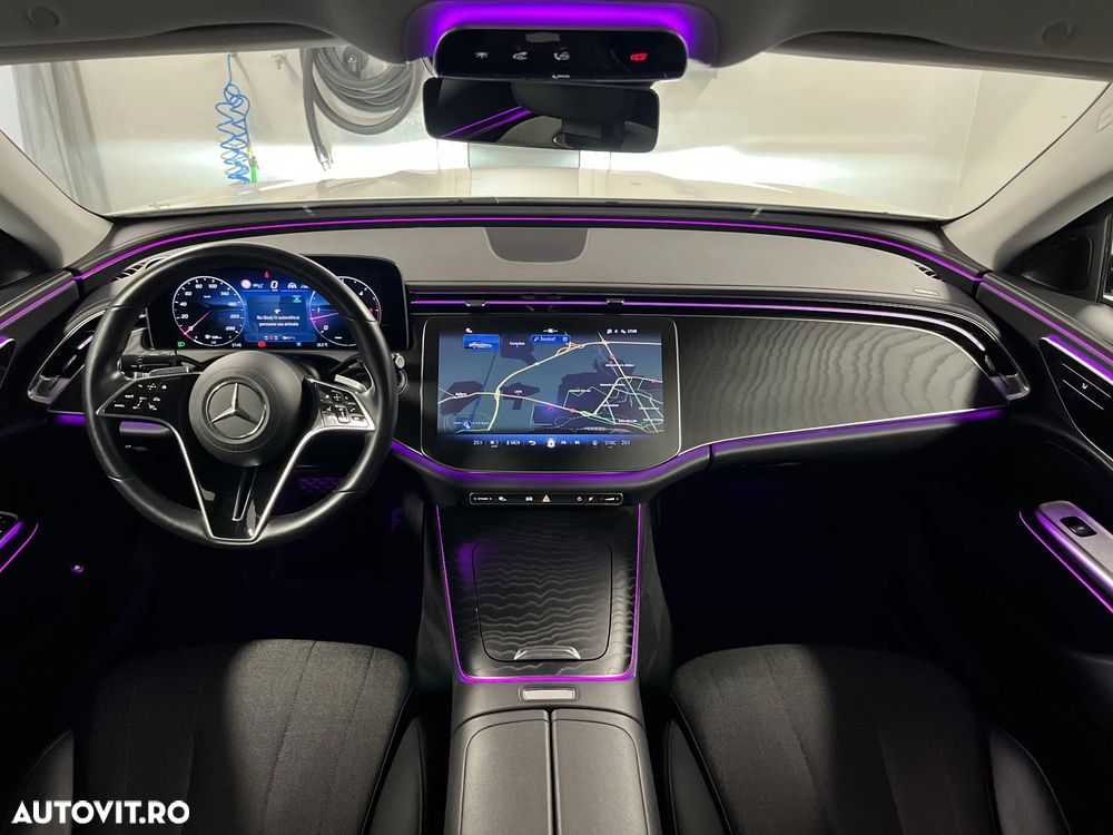 Mercedes-Benz E 220 d MHEV - 13