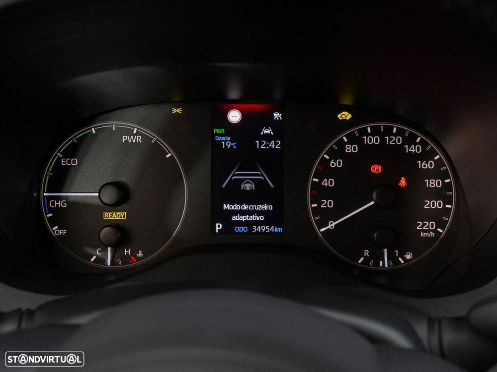 Toyota Yaris 1.5 HDF Comfort Plus - 23