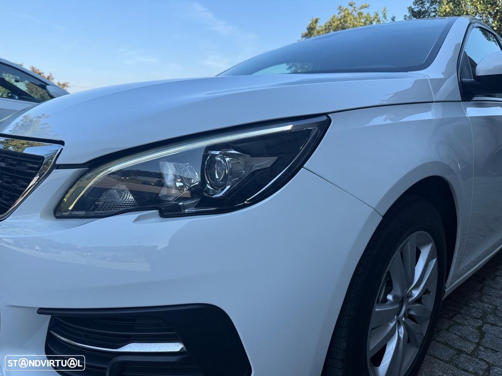 Peugeot 308 SW - 5