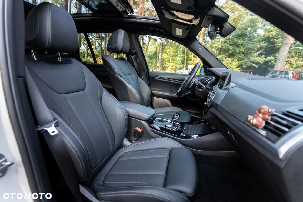 BMW X3 - 11