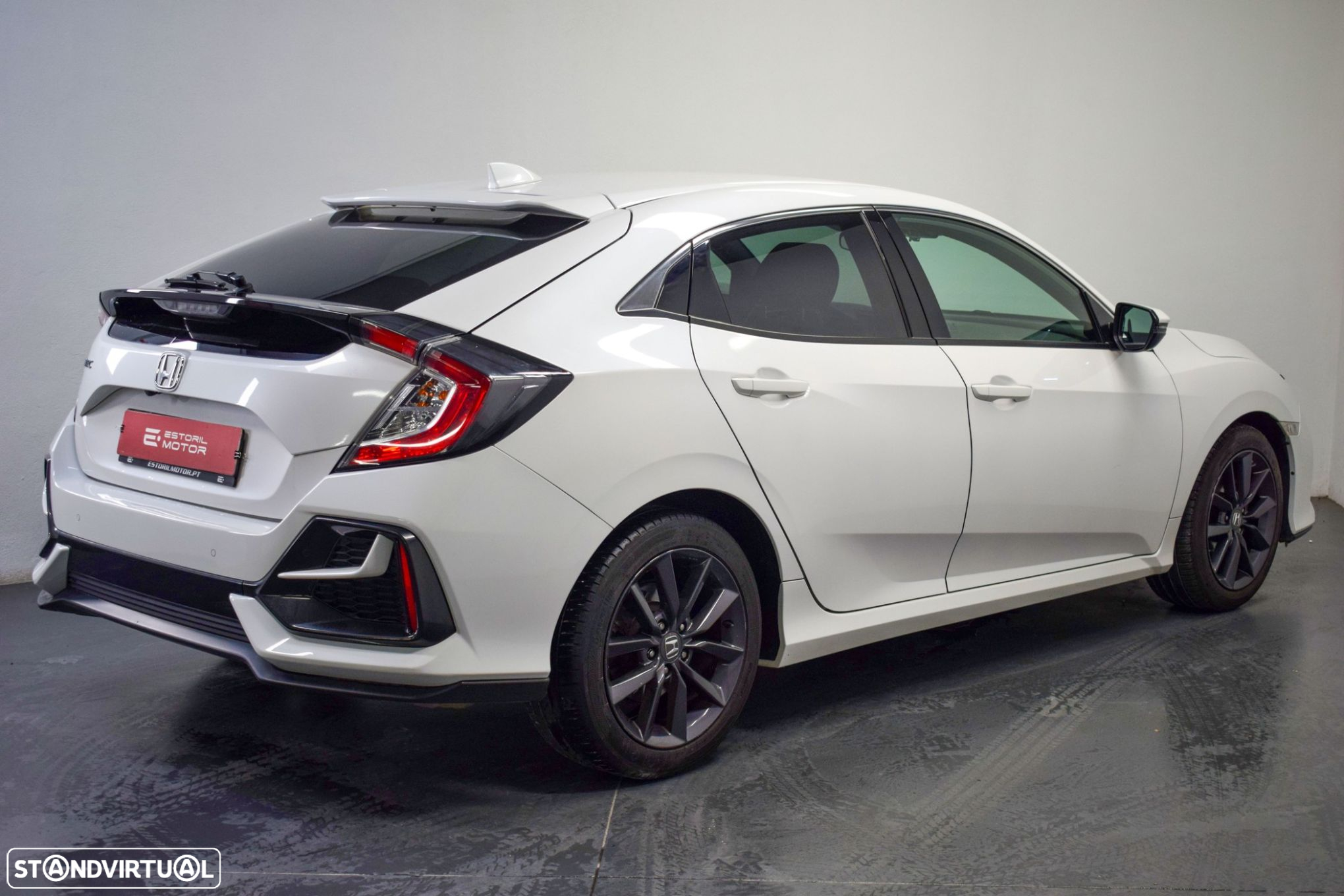 Honda Civic 1.0 i-VTEC Elegance CVT - 3
