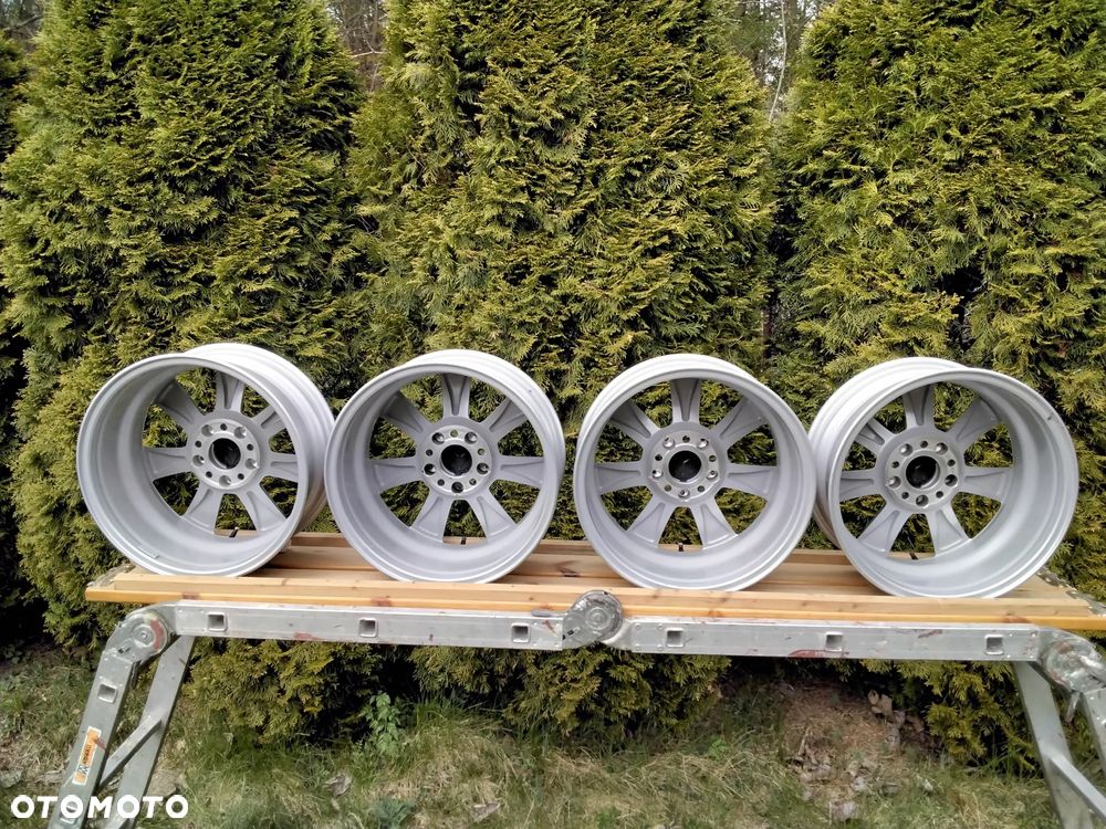 Mercedes-Benz Klasa E - 19