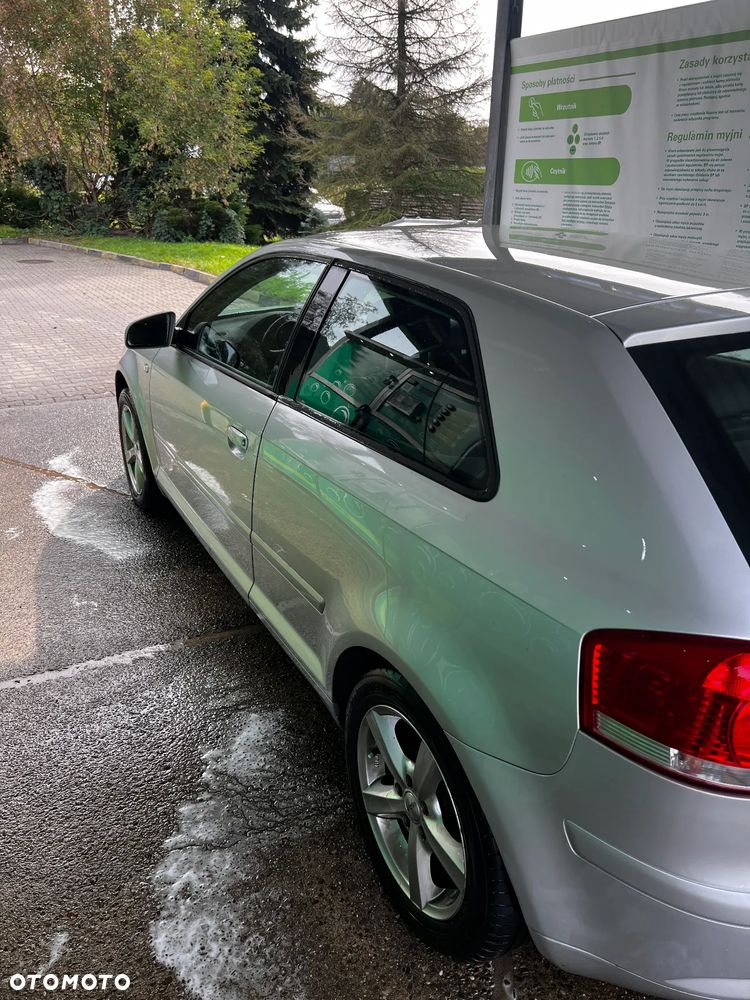 Audi A3 1.6 Ambiente - 9