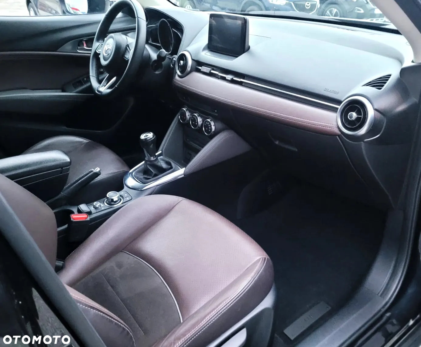 Mazda CX-3 2.0 Takumi - 28