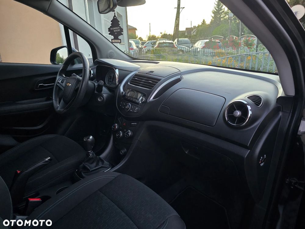 Chevrolet Trax 1.4T AWD LS - 25