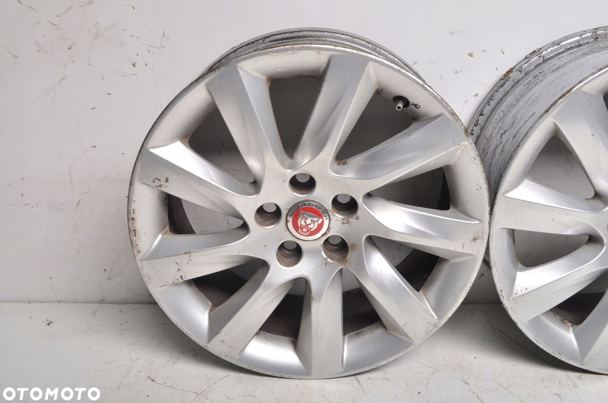 JAGUAR XE X760 XF X260 FELGI ALUMINIOWE R17 7.5J 5X108 ET45 GX63-1007-CB - 2