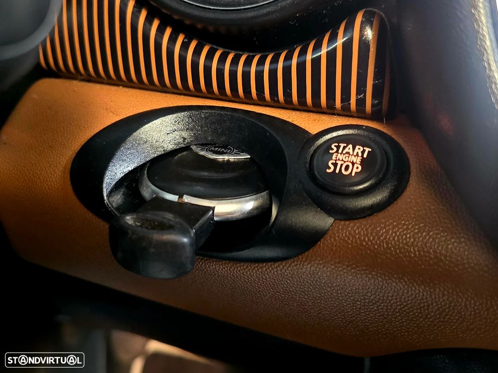 MINI 3 Portas Cooper D 50 Mayfair - 23