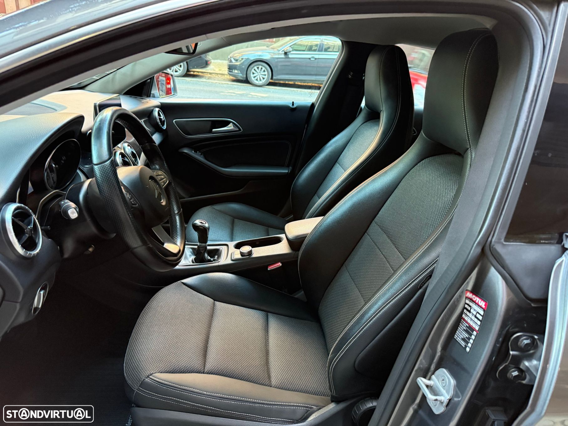 Mercedes-Benz CLA 180 d Shooting Brake - 9