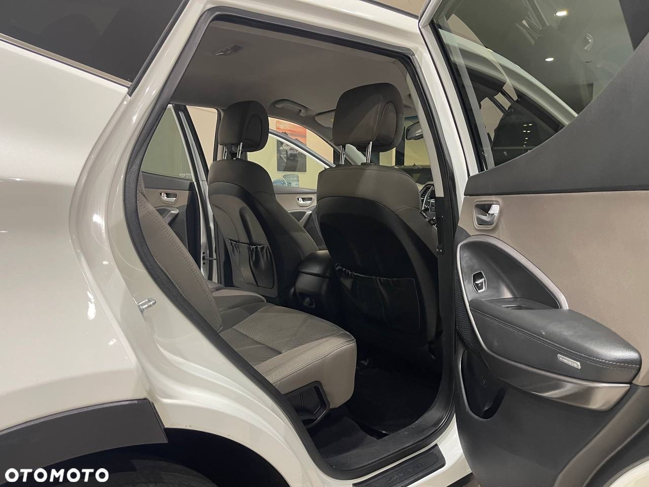 Hyundai Santa Fe 2.0 T Sport Utility - 26