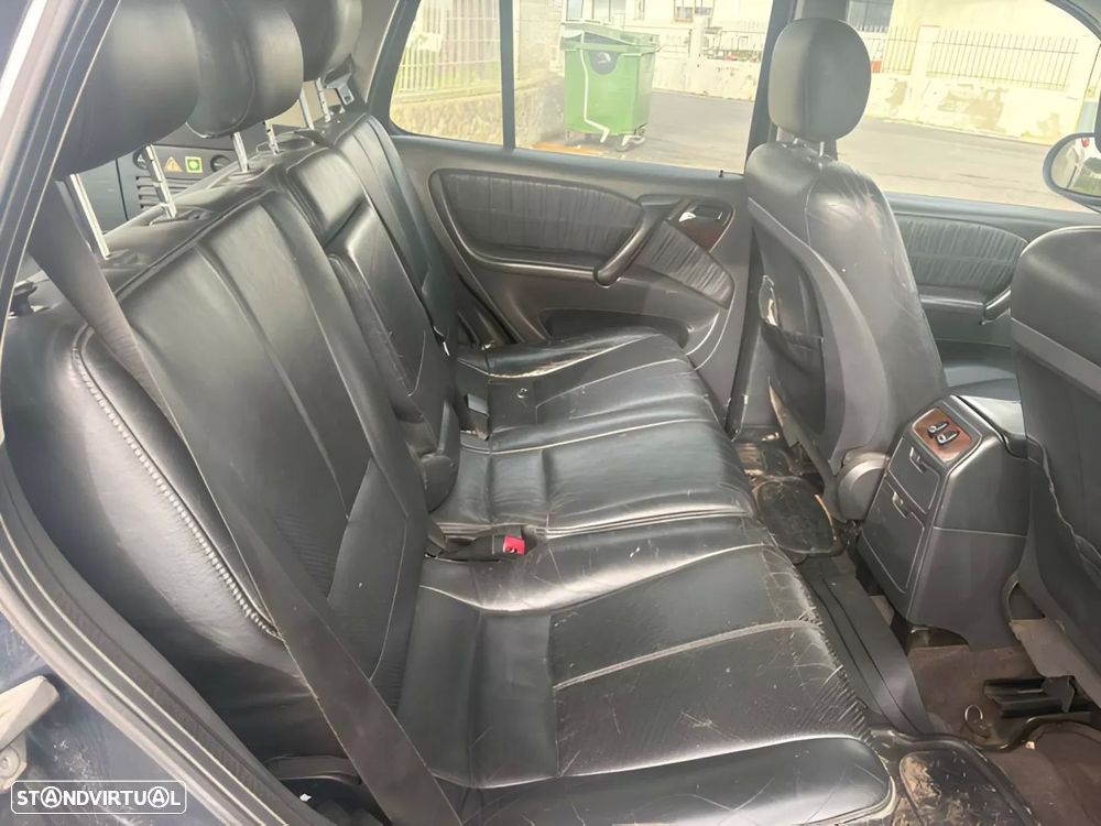 Mercedes-Benz ML 270 - 6