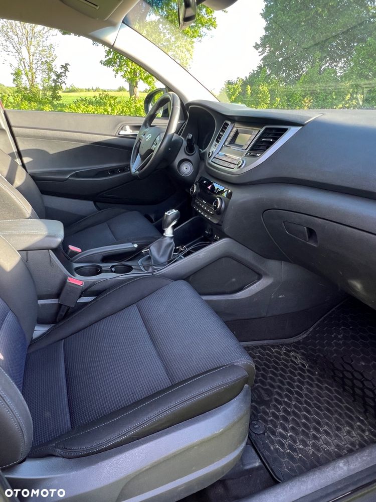 Hyundai Tucson 1.7 CRDI BlueDrive Classic 2WD - 17