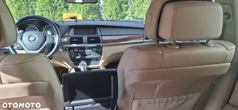 BMW X6 xDrive35i - 8