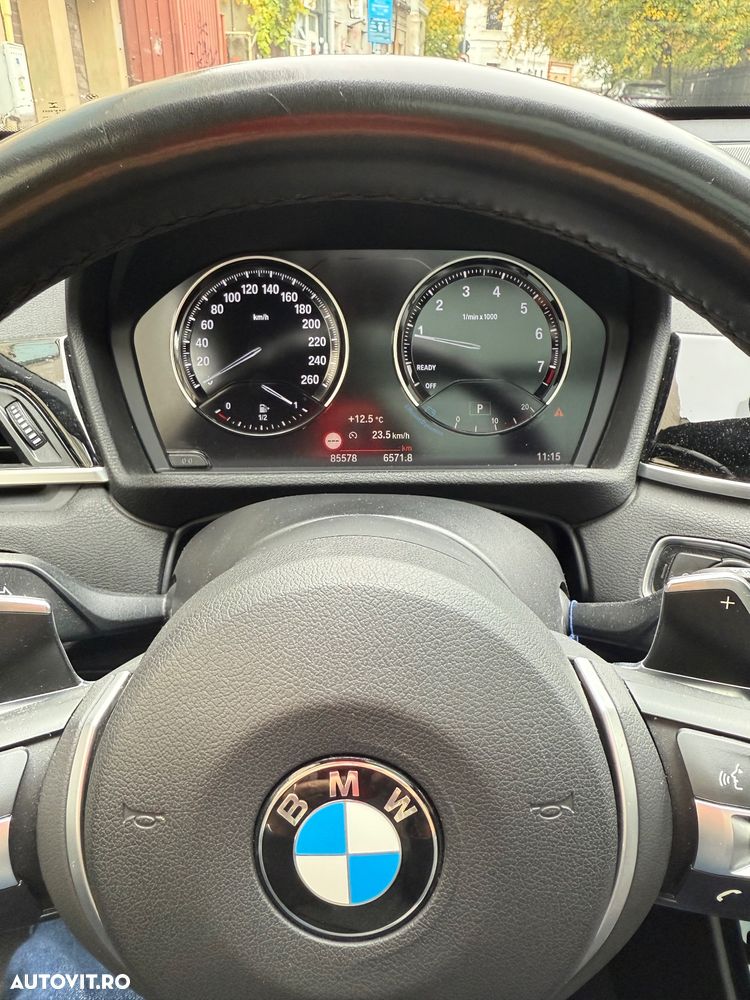 BMW X1 xDrive20i Aut. Sport Line - 12