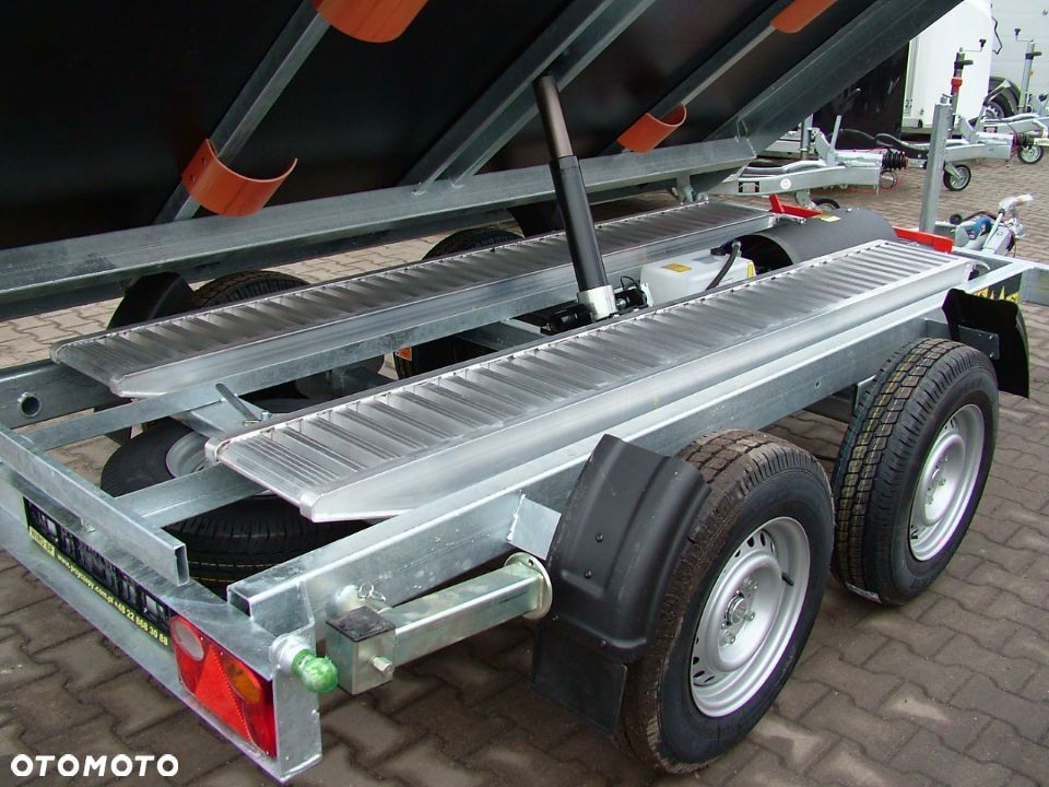 Debon Przyczepa wywrotka 3 stronna - 12