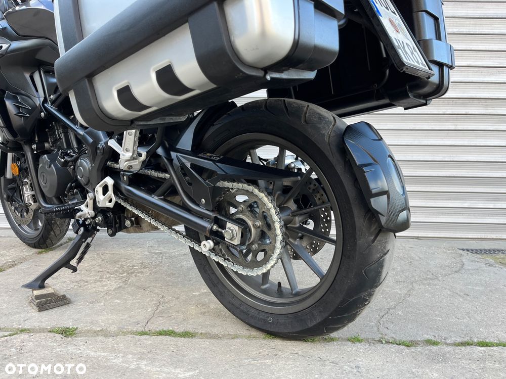 Benelli TRK 502 - 11