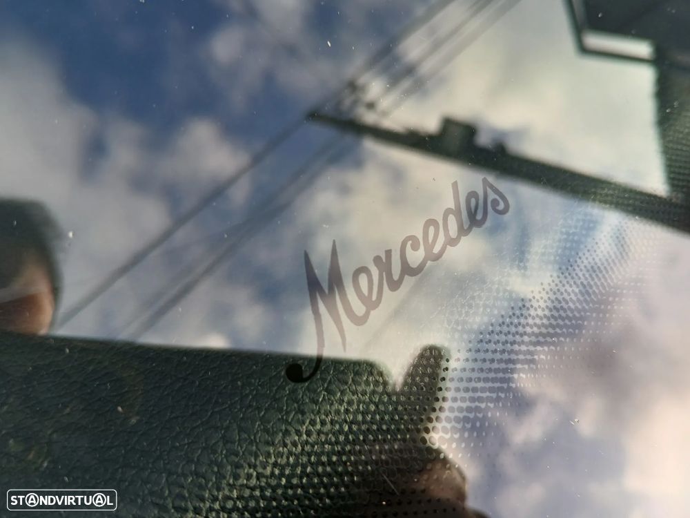 Mercedes-Benz C 300 e T 9G-TRONIC Avantgarde - 9