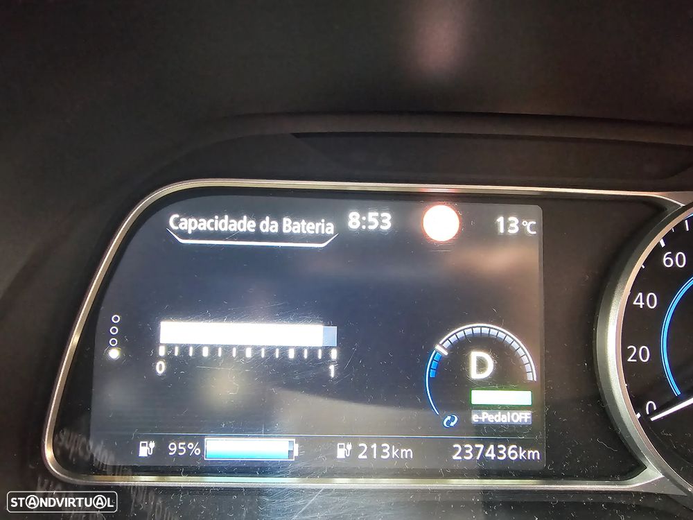 Nissan Leaf N-Connecta - 11