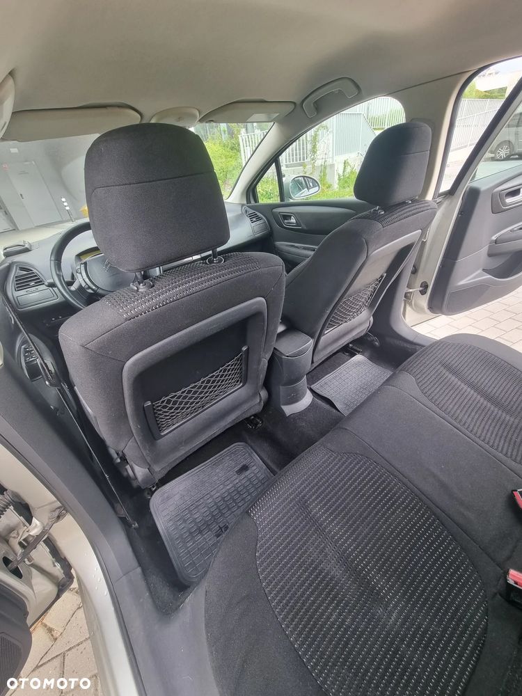 Citroën C4 - 17