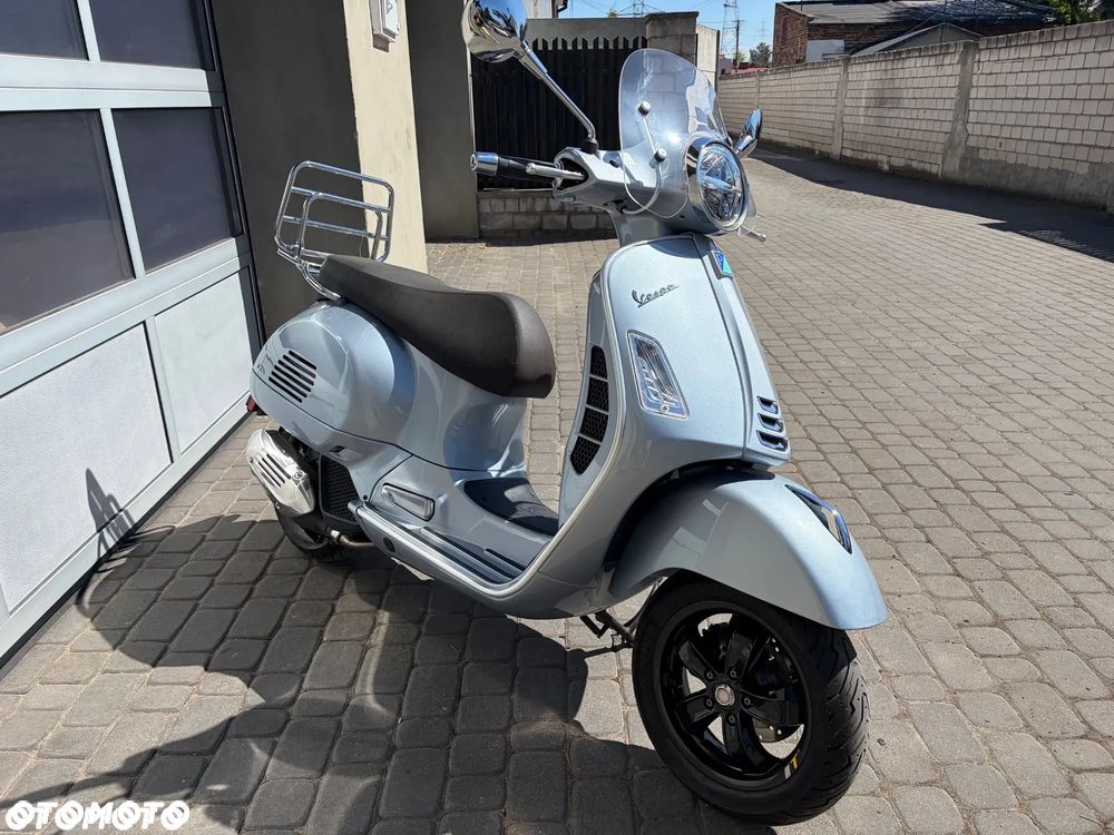 Vespa GTS - 2