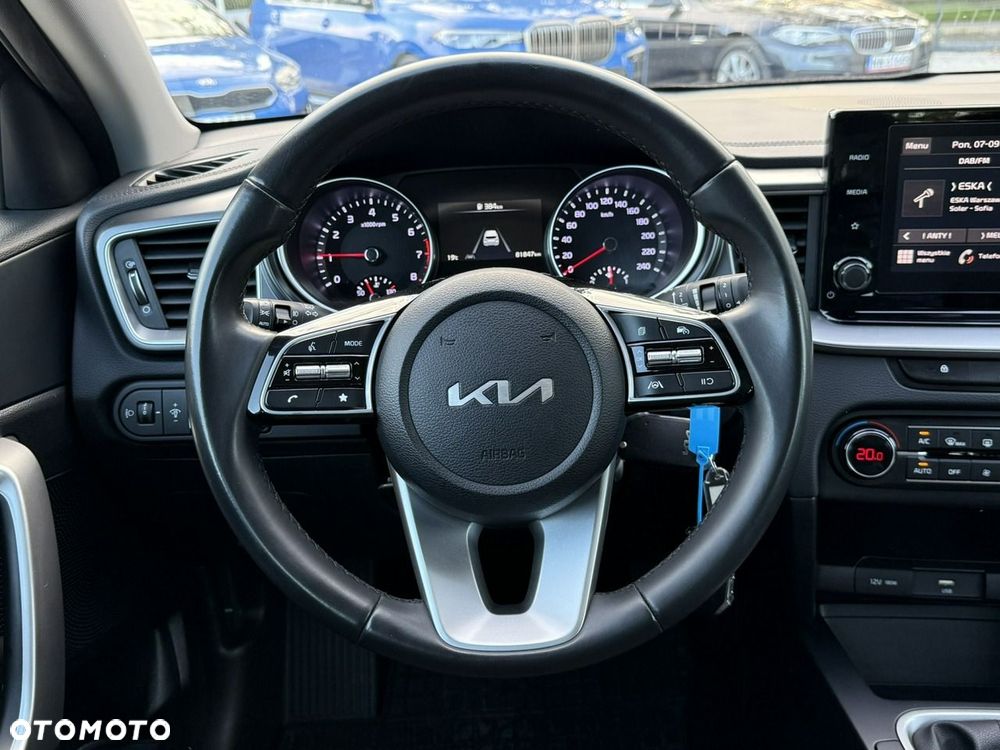 Kia Ceed - 21