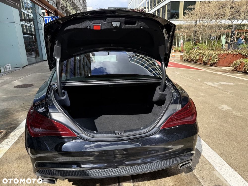 Mercedes-Benz CLA 250 4-Matic - 15