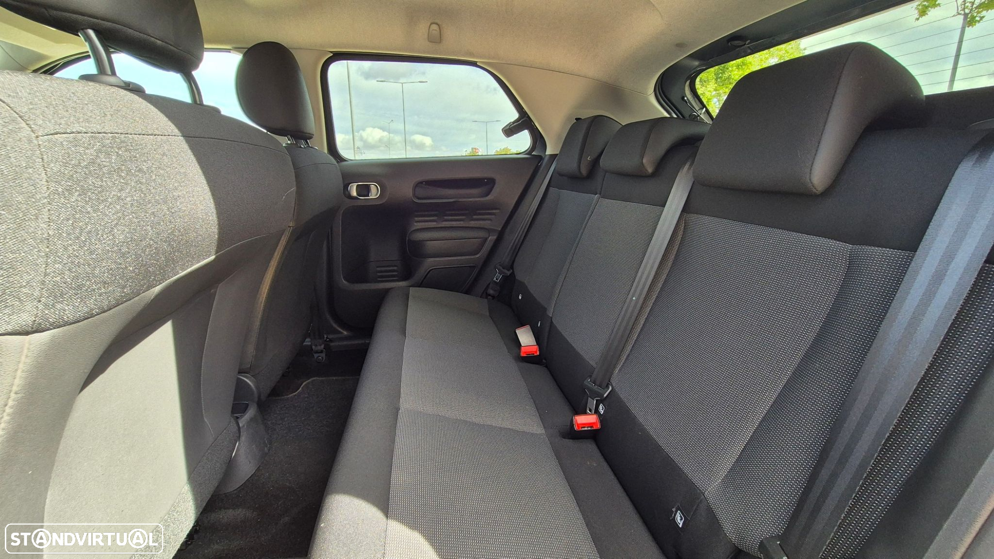 Citroën C4 Cactus 1.2 PureTech Feel - 31