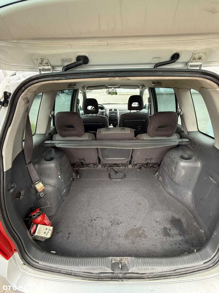 Mazda Premacy - 8