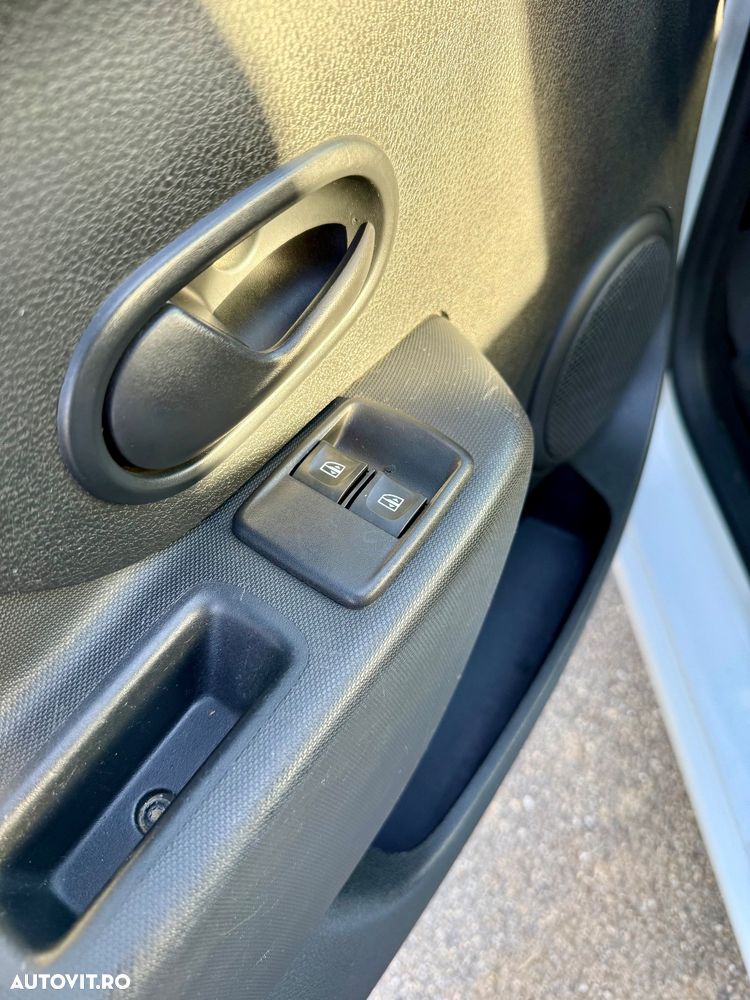 Dacia Logan 1.5 Blue dCi SL PLUS - 12