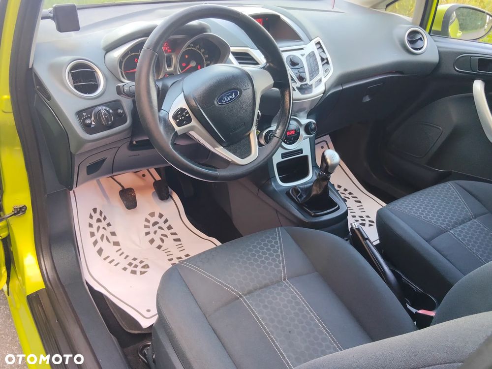 Ford Fiesta 1.4 Titanium EU5 - 25