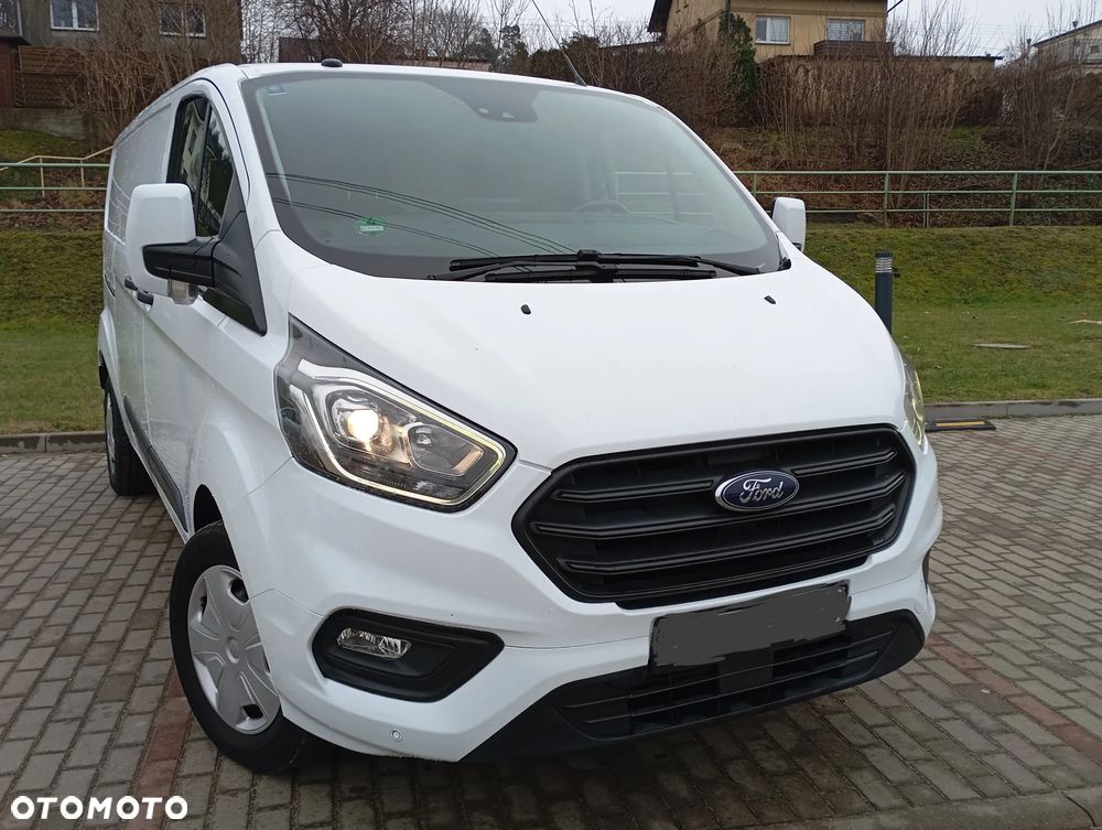 Ford Transit Custom L2H1 Long - 1