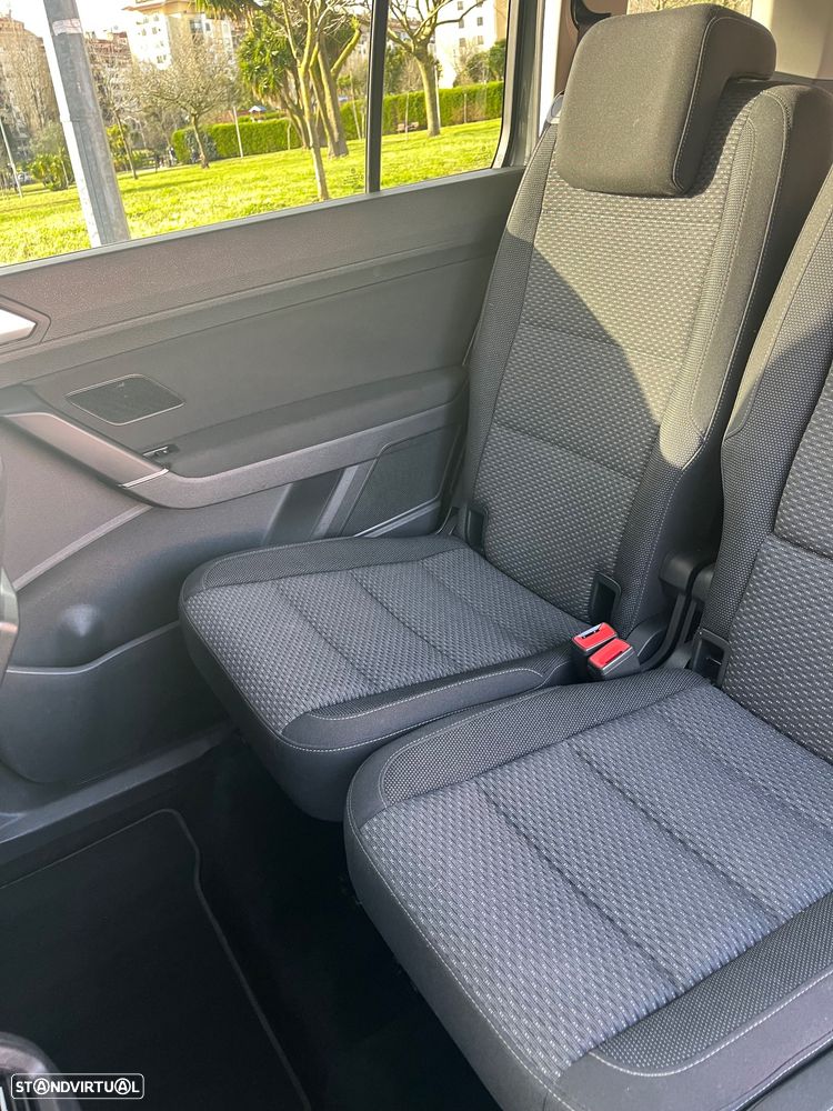 VW Touran 1.6 TDI Confortline - 22