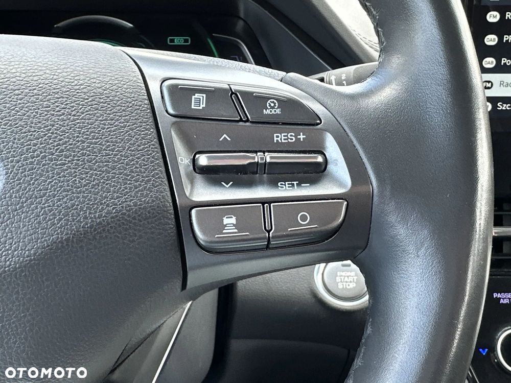 Hyundai IONIQ Hybrid Premium - 23