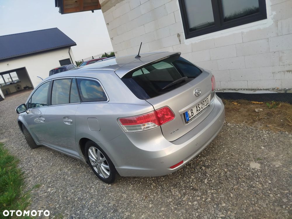 Toyota Avensis 1.8 Sol plus - 5