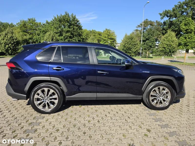 Toyota RAV4 - 2