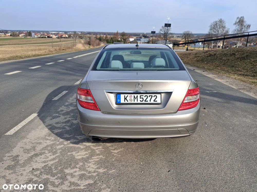 Mercedes-Benz Klasa C 220 CDI DPF Automatik Avantgarde - 5