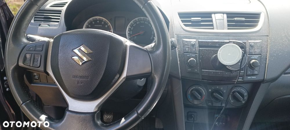 Suzuki Swift - 6