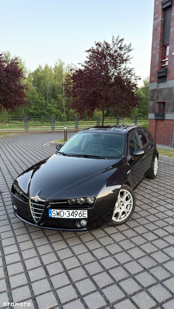 Alfa Romeo 159 1.9 JTDM 16V DPF Distinctive - 1