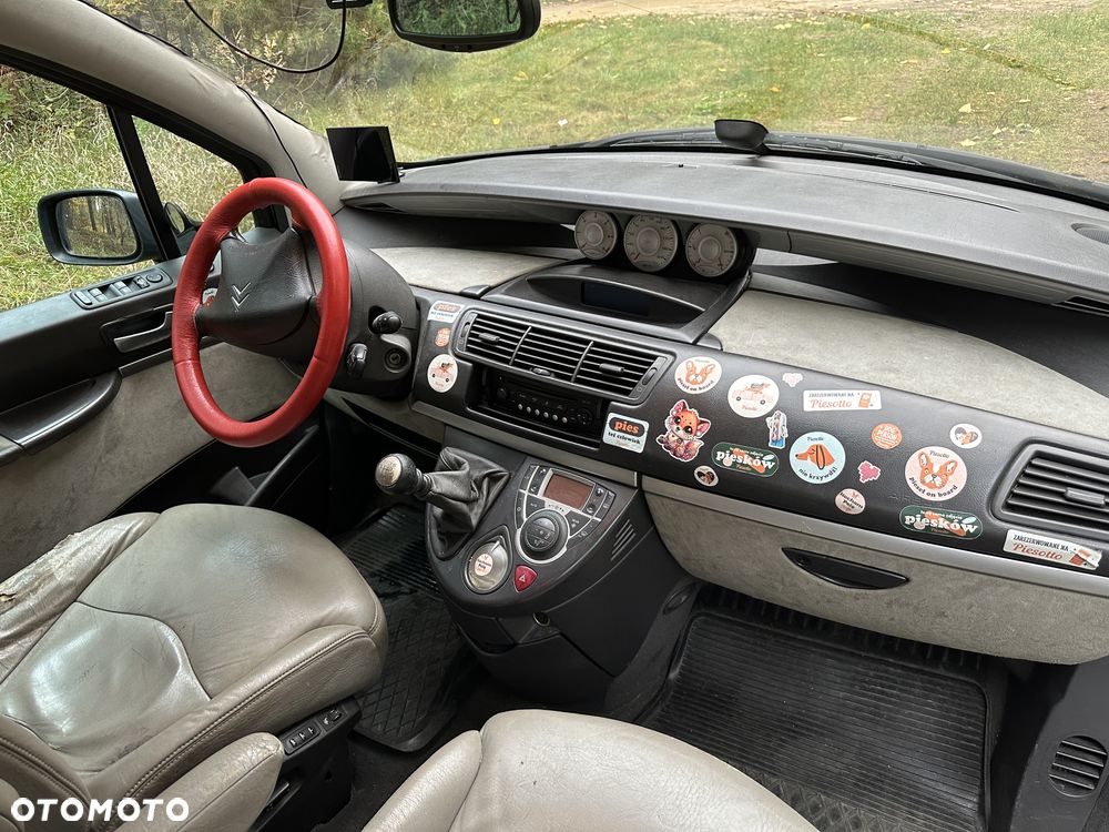 Citroën C8 - 12