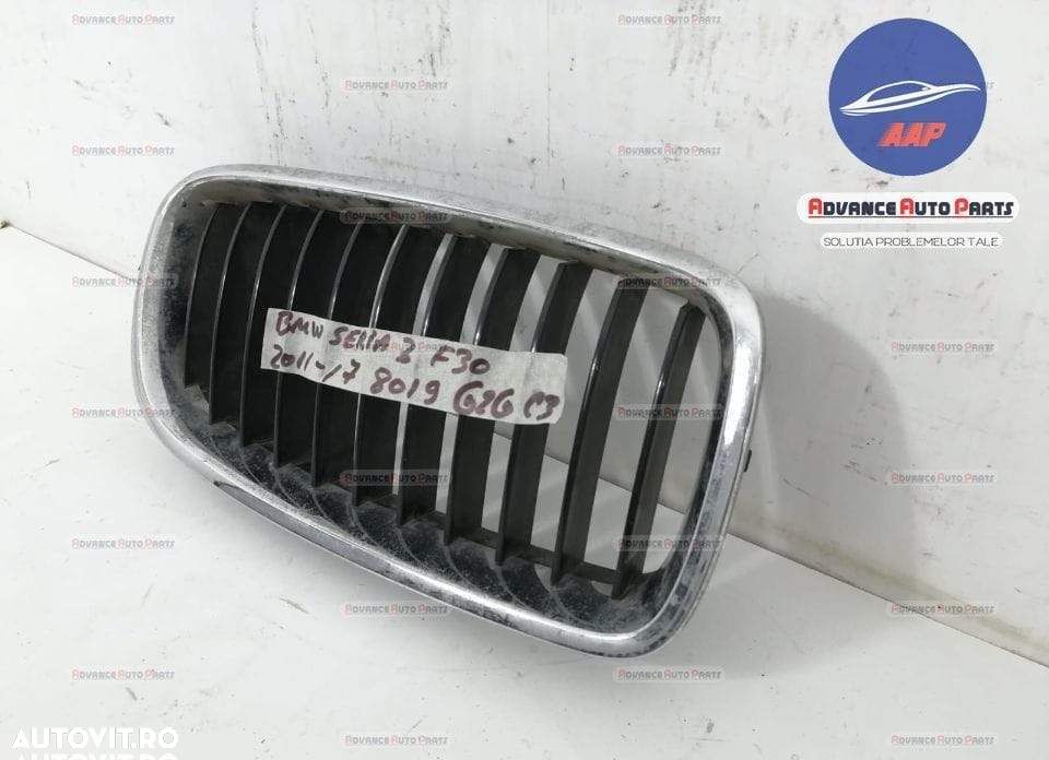 Grila centrala dreapta originala BMW  Seria 3  F30/F31/F34 [2011 - 201 - 2