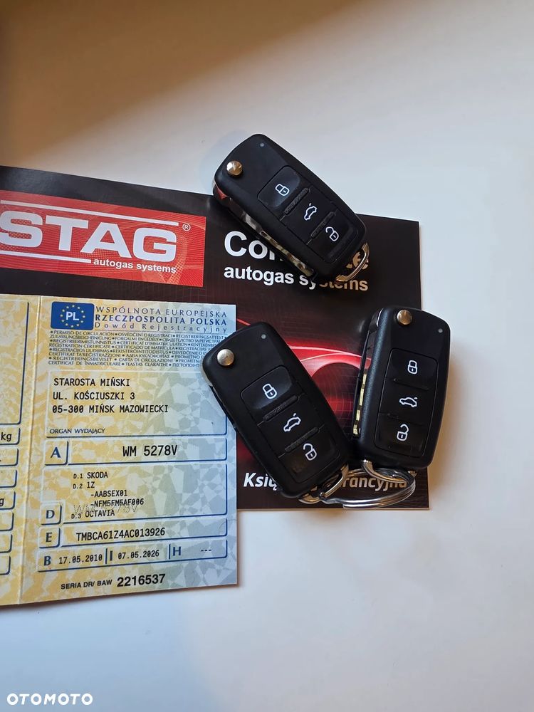 Skoda Octavia 1.6 Elegance - 35