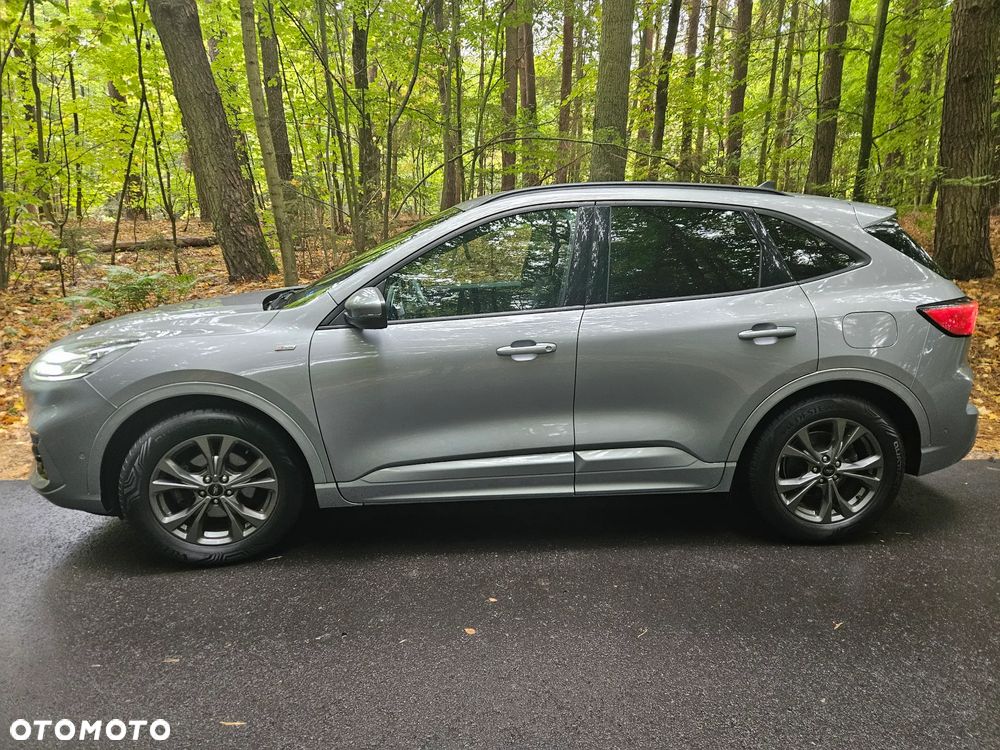 2020 Ford Kuga 1.5 EcoBoost FWD ST-Line X, photograph 3